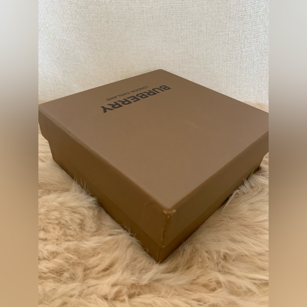 Burberry Thomas Bear Charm Zebra Costume - Picture 11 of 15